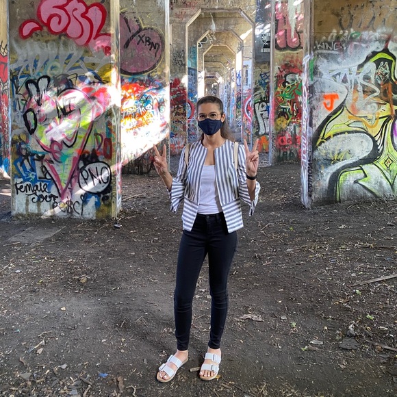 Meet your Posher, Nusra - Picture 1 of 1